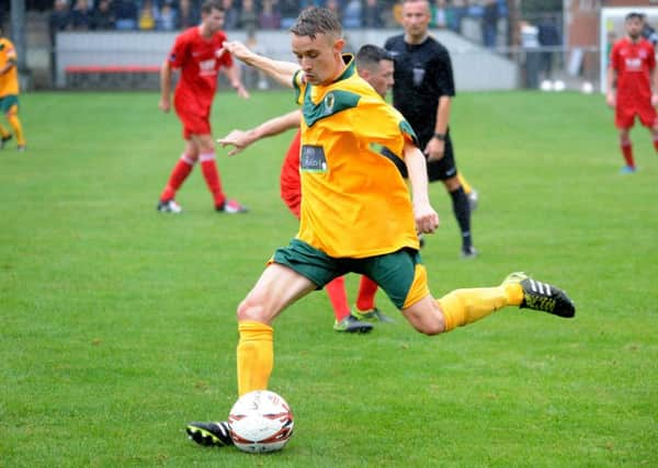 Football, Ryman League South Division: Horsham v Chipstead. Darren Boswell. Pic Steve Robards  SR1626434 SUS-161209-114238001