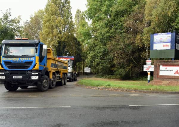 Wealden Brickworks.

GV of Wealden Brickworks were there are plans for a controversal waste incinerator site.

Langhurst Road, North Horsham, Sussex.

Picture : Liz Pearce 12/10/2016
LP1601110 SUS-161210-145954008