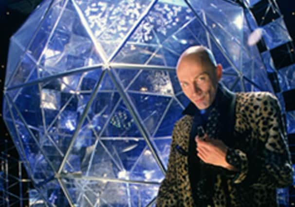 TV CRYSTAL MAZE  Richard O'Brien