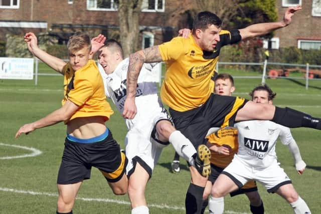 DM17314307a.jpg Football: Littlehmpton Town v Loxwood. Photo by Derek Martin. SUS-170325-194903008