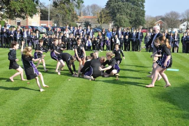 Students scramble for the pancake