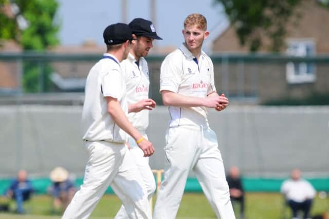 ROFFEY CRICKET CLUB
HORSHAM

ROFFEY V BRIGHTON
BRIGHTON WERE BATTING

LIAM SMITH - GREEN HELMET
BRYCE HOUSME - OTHER BATSMAN
BOWLER FROM ROFFEY - 
LEE HARRISON - STRIPPED BOTTOM OF JUMPER SUS-170605-200555008