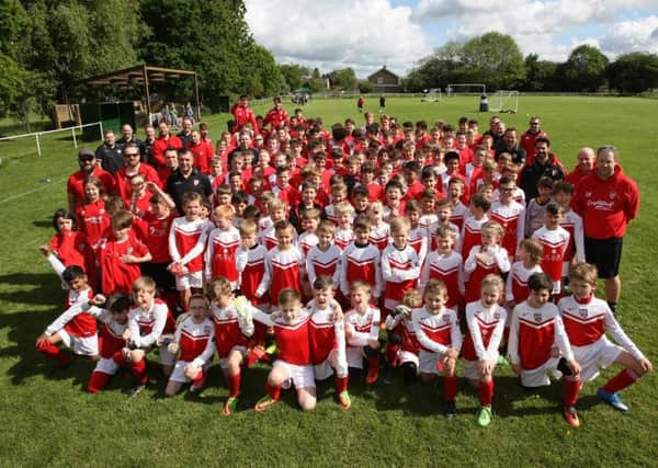 DM17523701a.jpg. Roffey Robbins club fun day. Photo by Derek Martin. SUS-170521-231932008