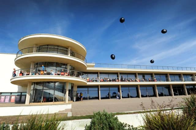 Fiona Banners installation Buoys Boys flying from the De La Warr Pavilion in September 2016