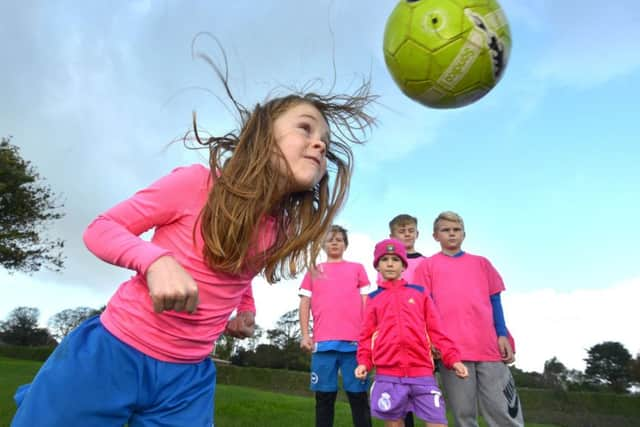 Heading for success at Southwick Rangers FC's Wear it Pink day 21-10-17 (03)