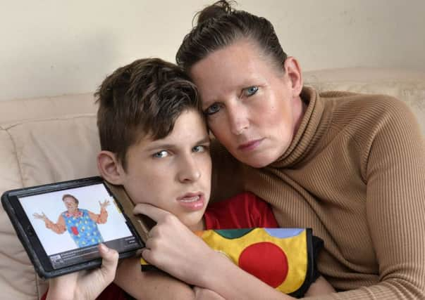 Vinny Holman and Catherine Guillossou at their home in Newhaven (Photo by Jon Rigby) SUS-171026-092321008